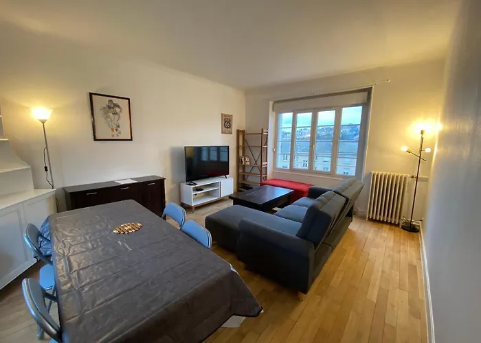 Apartment T4 Cite Cardaillac, Parking Prive, Wifi